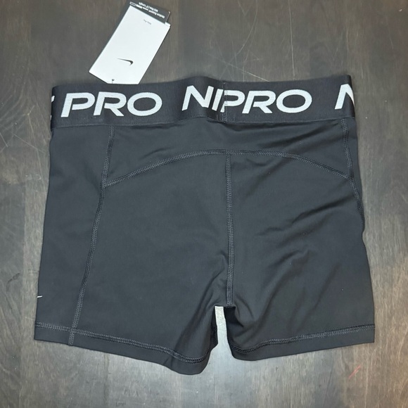 NWT Nike Women's Pro 365 3” Athletic Shorts in Black Size Medium - Picture 8 of 12